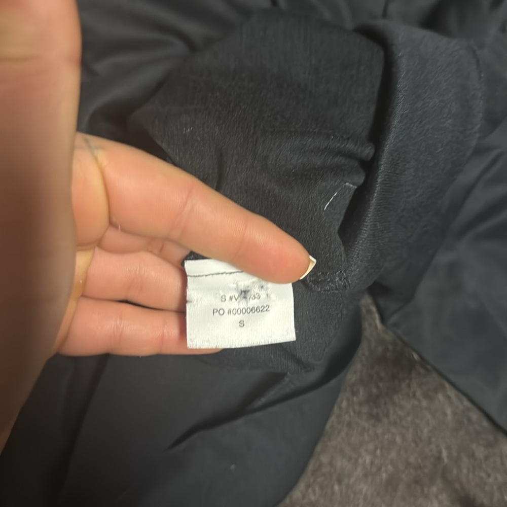 Vuori Crew Neck Top - Picture 3 of 3